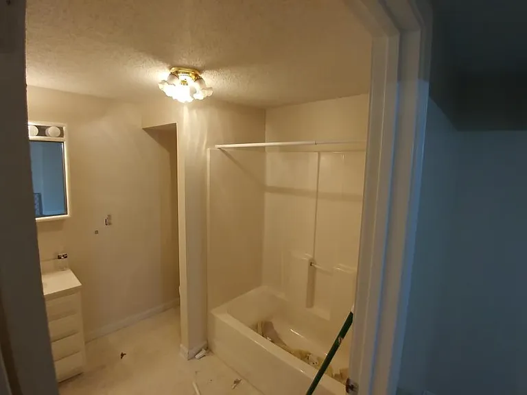 10765 Mercury Dr — Photo 4