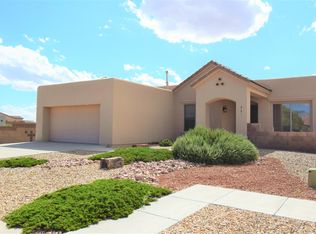 8101 Cinnamon Dr NW, Albuquerque, NM 87120