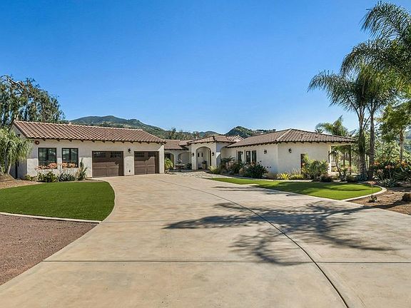 2nd image of 3369 Dehesa Rd