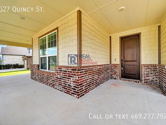 4th image of 4027 Quincy St