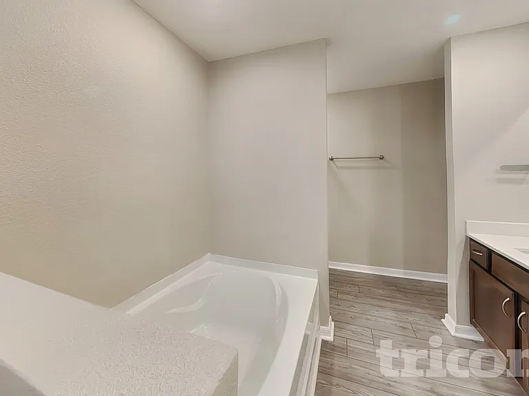 443 Underwood Trl — Photo 9
