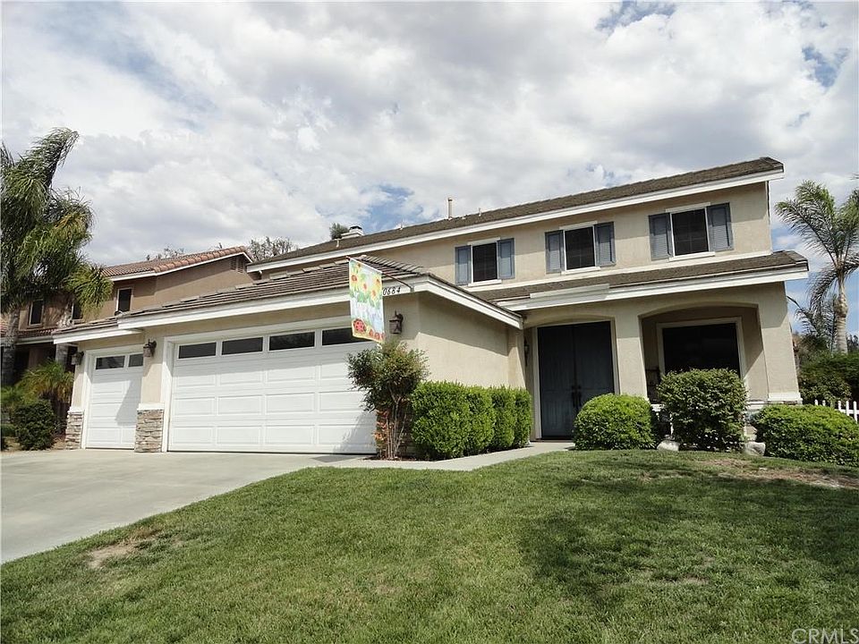 1st image of 40684 Symphony Park Ln