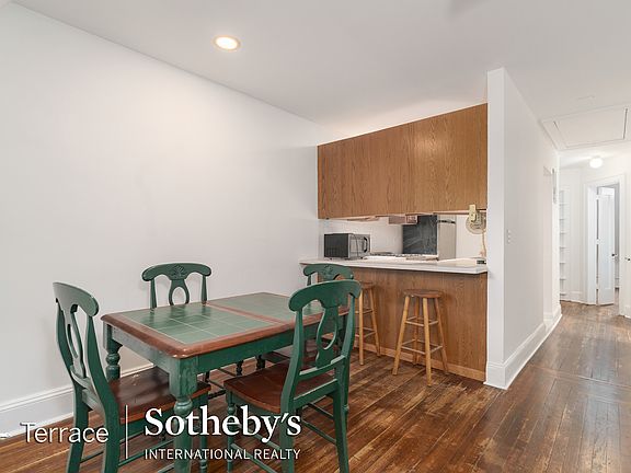 5th image of 281 Burns St #2