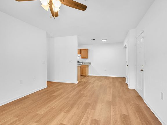 2nd image of 417 Acorn Grove Ln #B