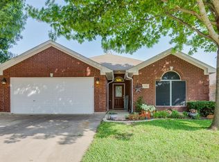 130 Old Settlers Trl, Waxahachie, TX 75167