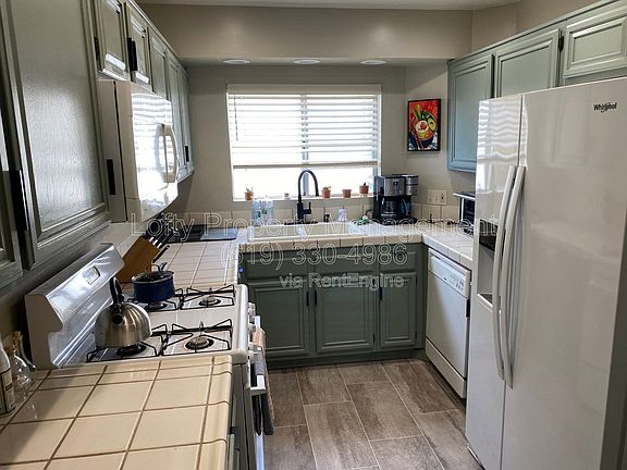 5th image of 3606 1st Ave Unit 404