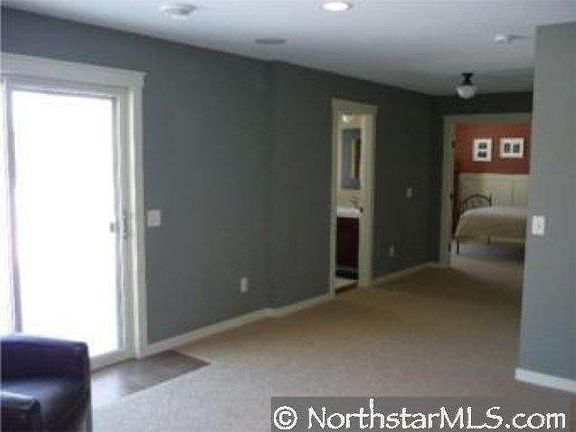 3rd image of 15779 Fairoaks Avenue