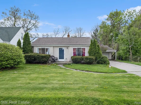 1503 Mark St, Flint, MI 48507