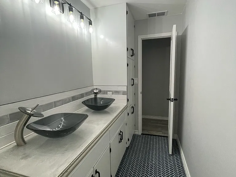 106 Oak Hills Dr — Photo 16
