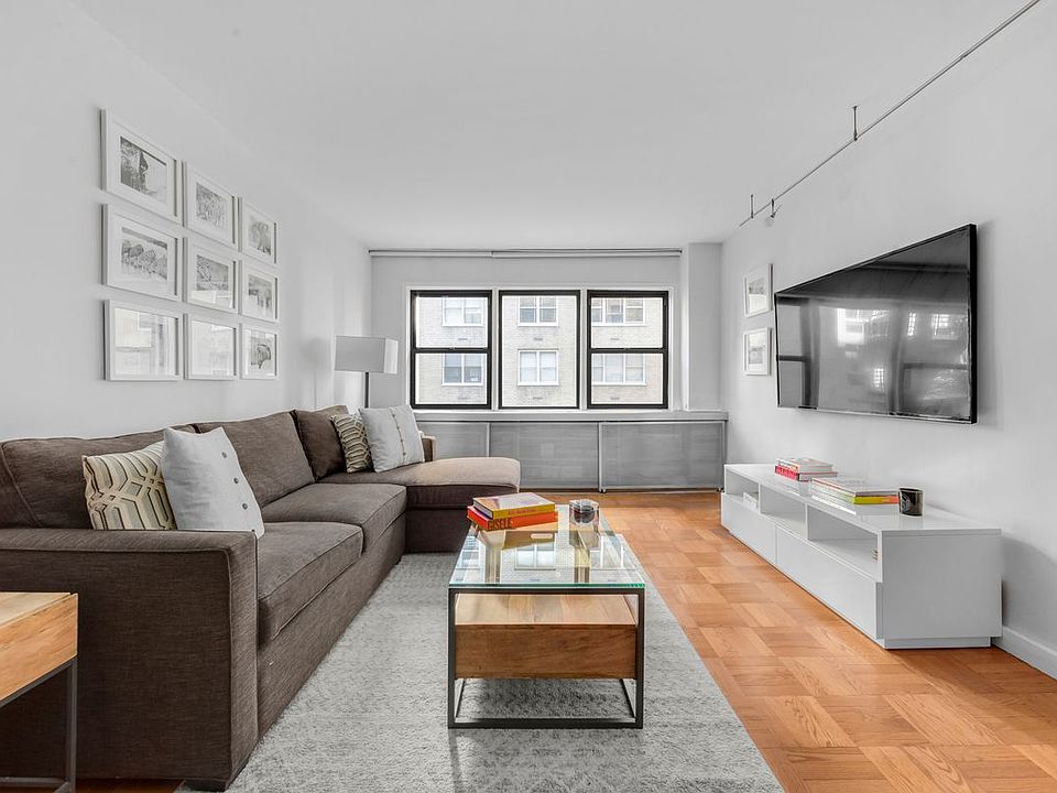 1st image of 333 E 75th St APT 3G