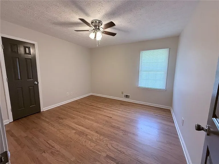40 Salem Rdg — Photo 23