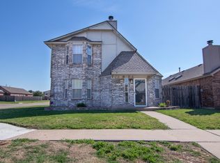 1431 Westmore Dr, Moore, OK 73170