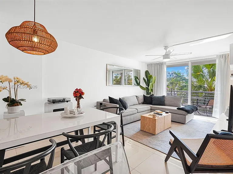 1605 Bay Rd #201 — Photo 1