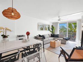 1605 Bay Rd, Miami Beach, FL