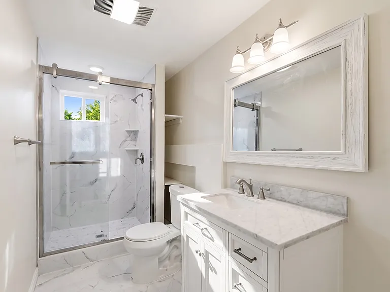 18 Aldrich Rd #1 — Photo 14
