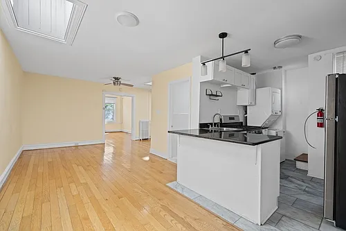 215-223 N Black Horse Pike #215B Photo 1 215-223 N Black Horse Pike #215B Photo 1