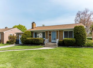 750 Golf Rd, Waukegan, IL 60087