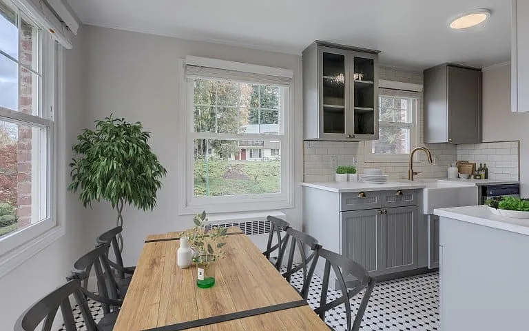 Shorewood — Photo 22
