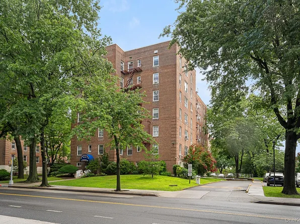 28-01 Union #5F, Flushing, NY 11354