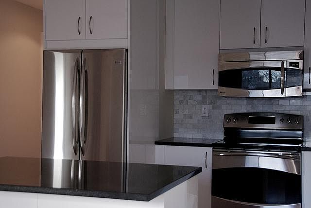 2nd image of 1633 Washington Blvd APT 3B