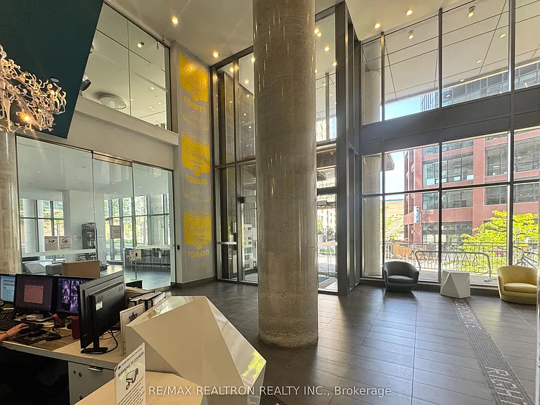 150 E Liberty St #407 — Photo 25