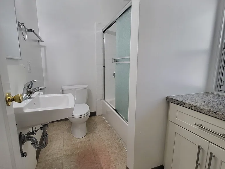1048 Solano Ave — Photo 11