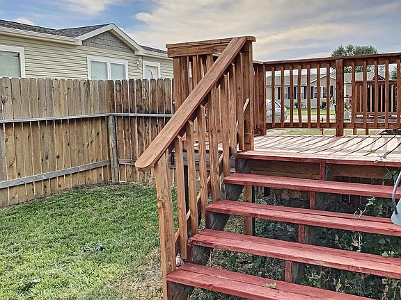 5th image of 137 Glencoe Way