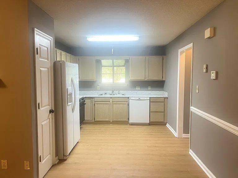 113 Saddlehorn Dr — Photo 7