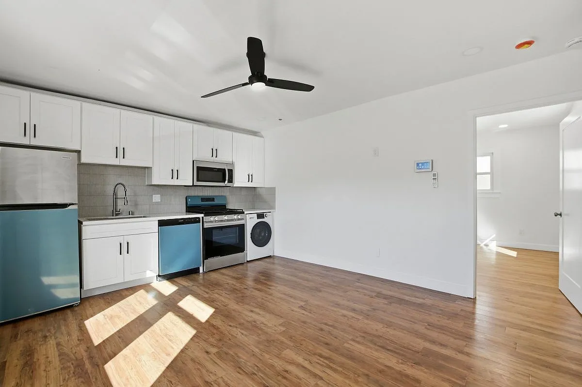 1 bed, 1.0 bath, 391 sqft, $2,750 — Photo 4