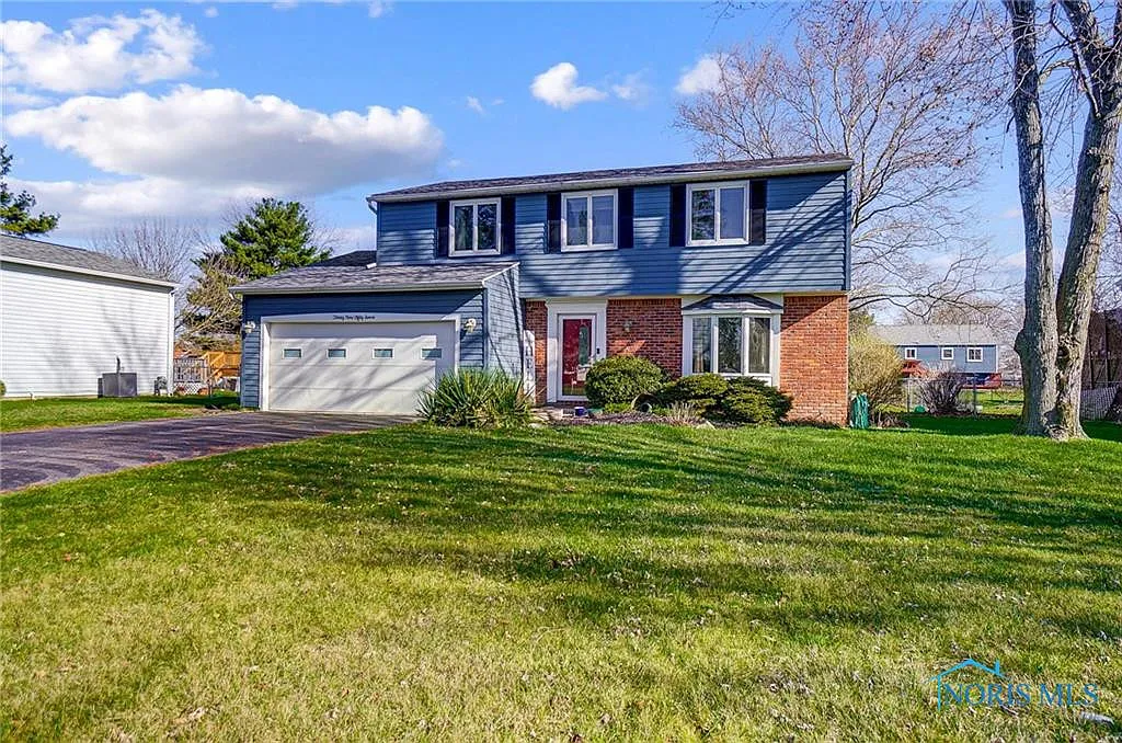 3957 Dalling Dr photo 1