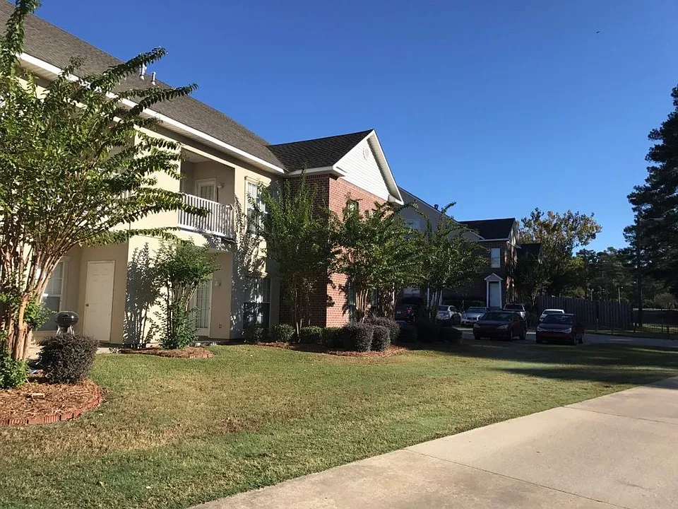 303 Penny Ln #6