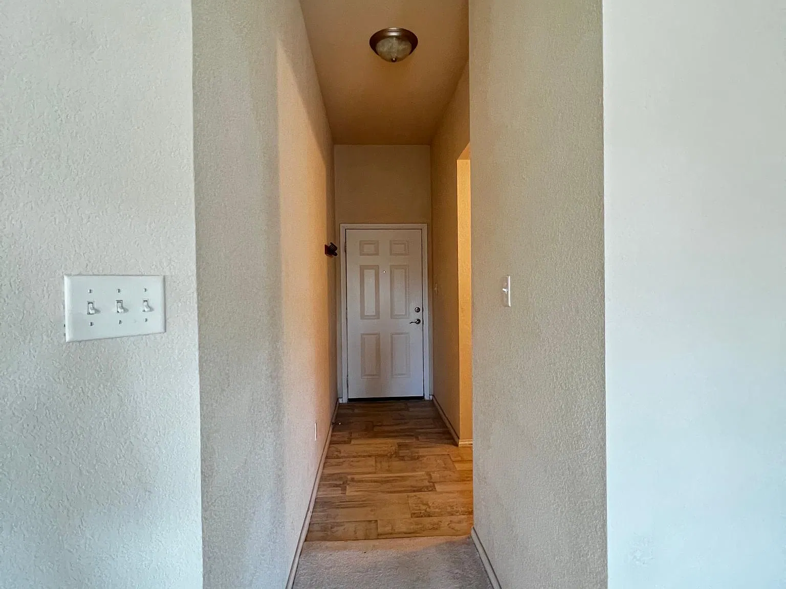 2013 Sabine Dr — Photo 4