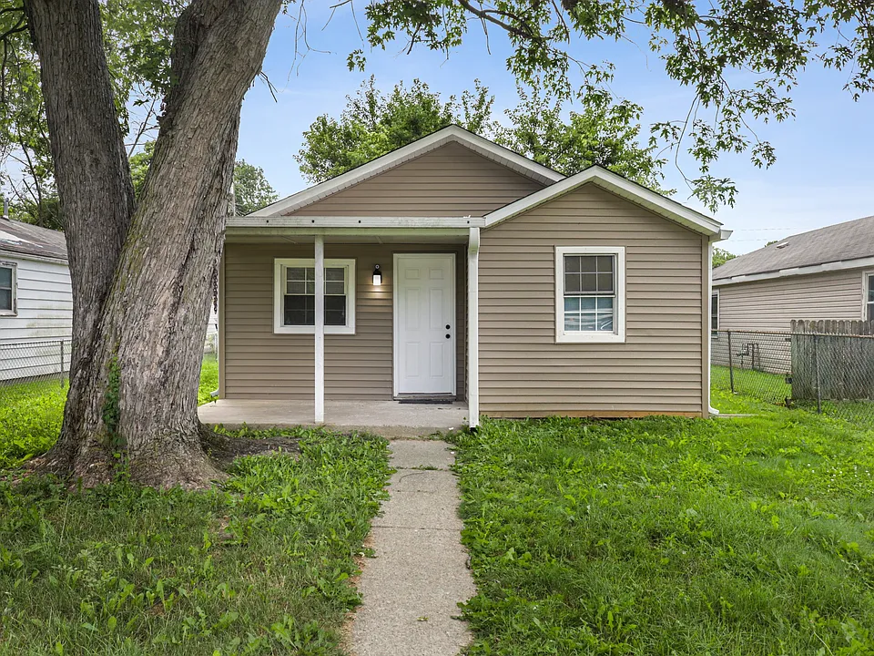 2207 S Delawanda Ave
