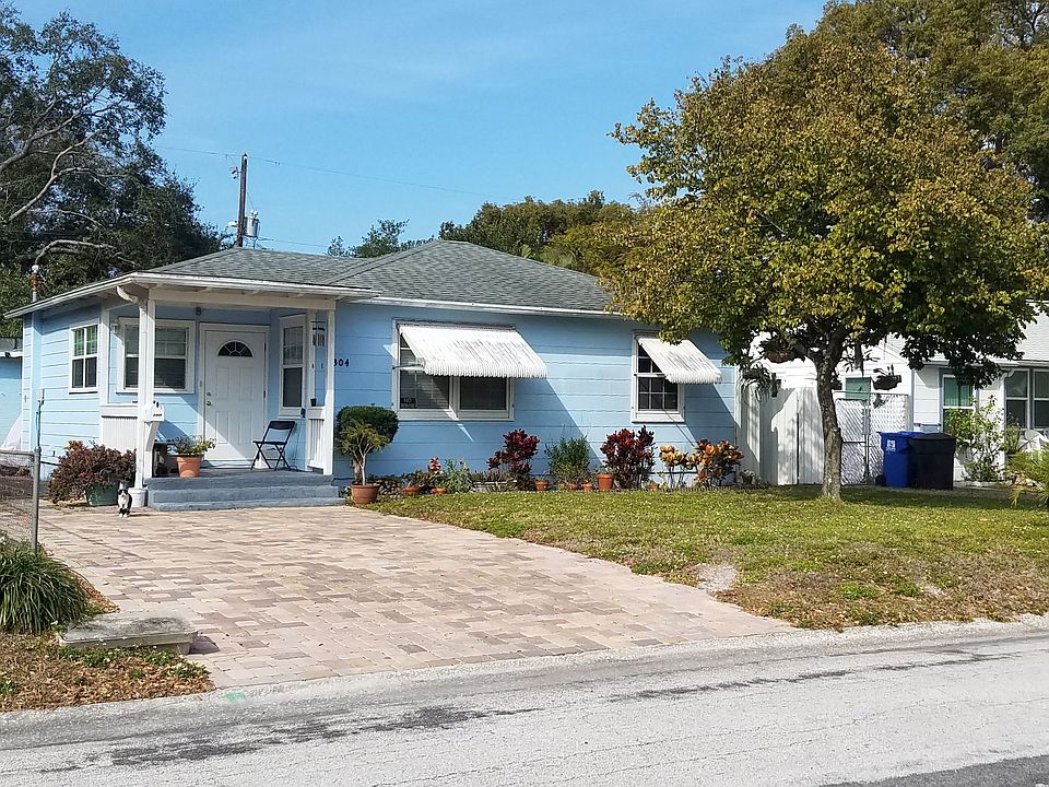 1st image of 3304 17th St N