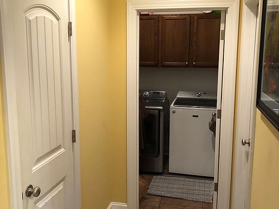 Laundry and pantry 