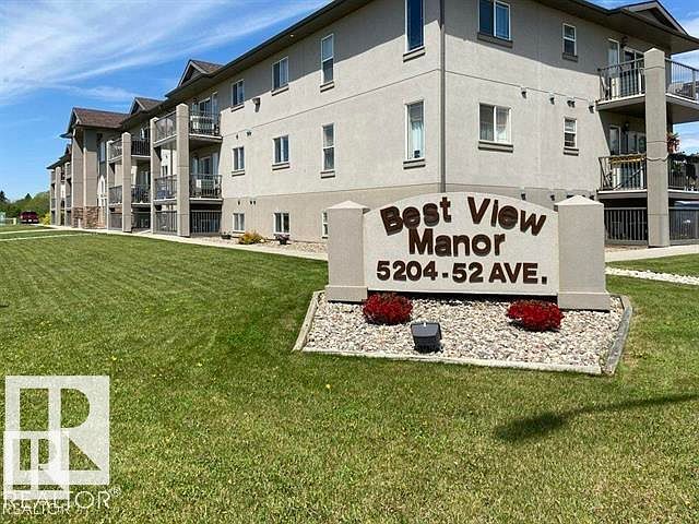 2nd image of 5204 52nd Ave #311