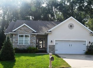 5736 SE 30th St, Des Moines, IA 50320