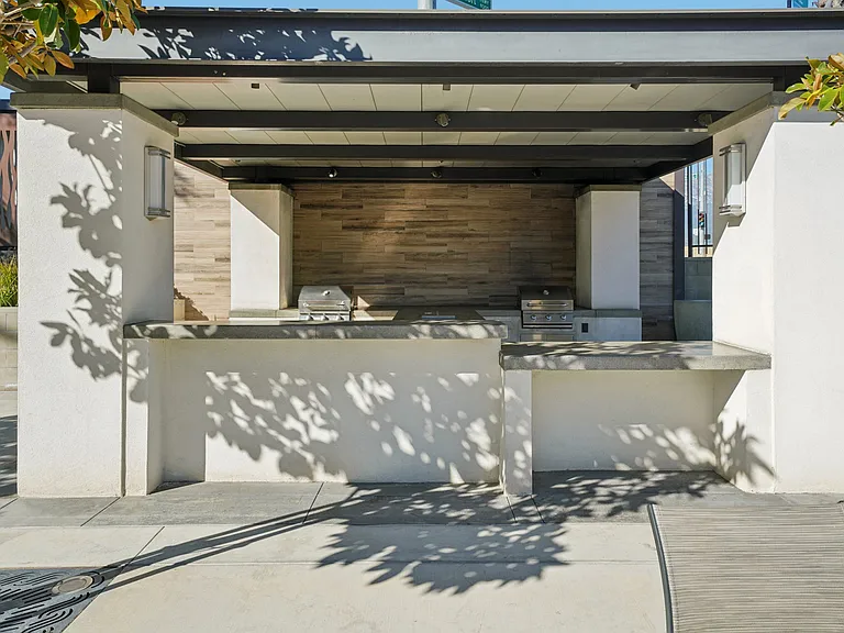 11048 Luminate Dr — Photo 41
