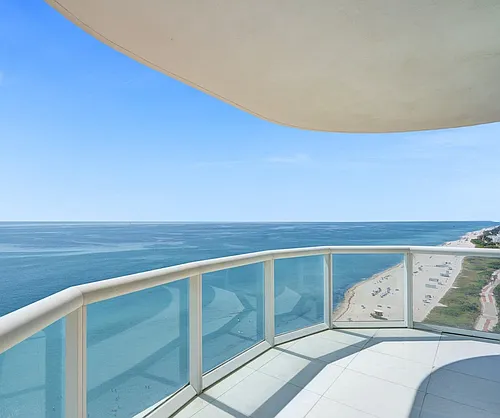 6365 Collins Ave #24003 Photo 1