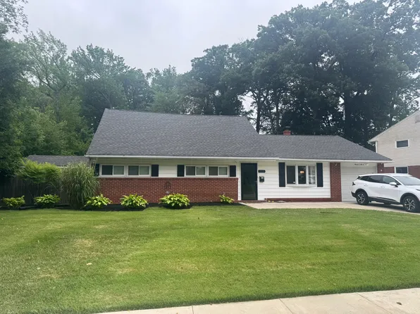 1106 Parkside Dr, Wilmington, DE 19803