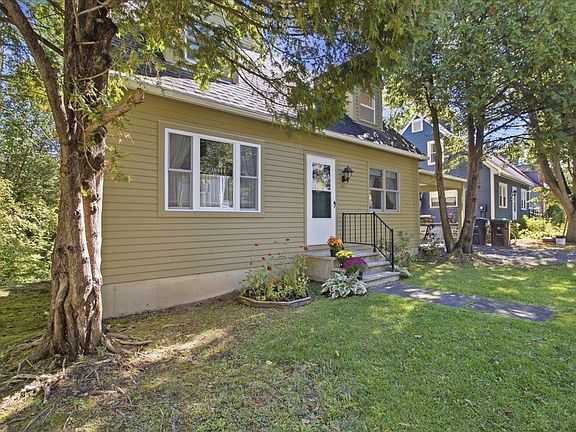 2nd image of 314 Chester Knoll Drive