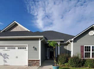 250 Sailor St, Sneads Ferry, NC 28460