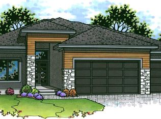 24956 W 98th Pl, Lenexa, KS 66227