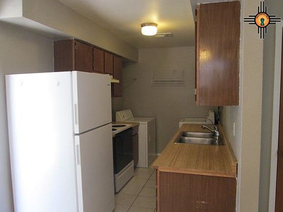 2nd image of 1302 Bullock Ave