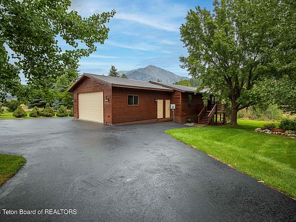 4th image of 539 Forest Circle Dr