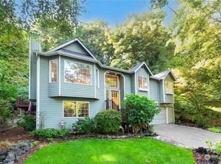 2140 Belvidere Ave SW, Seattle, WA 98126