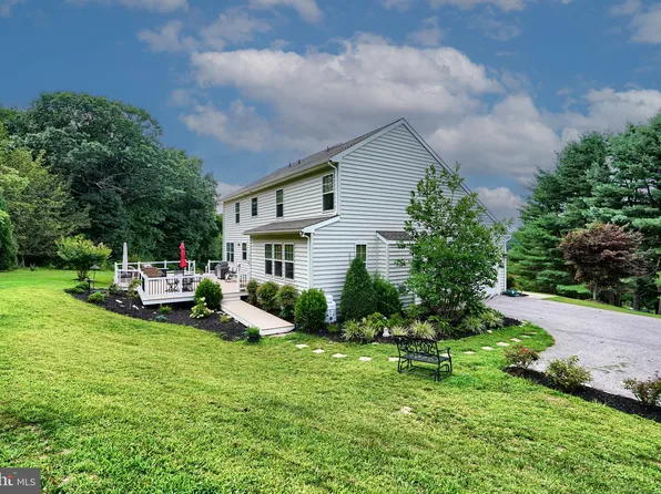 327 Everett Rd, Monkton, MD 21111