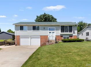 12815 Vista Ridge Ln, Saint Louis, MO 63138