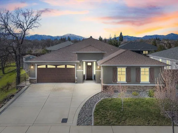 1156 Hancock Dr, Redding, CA 96003