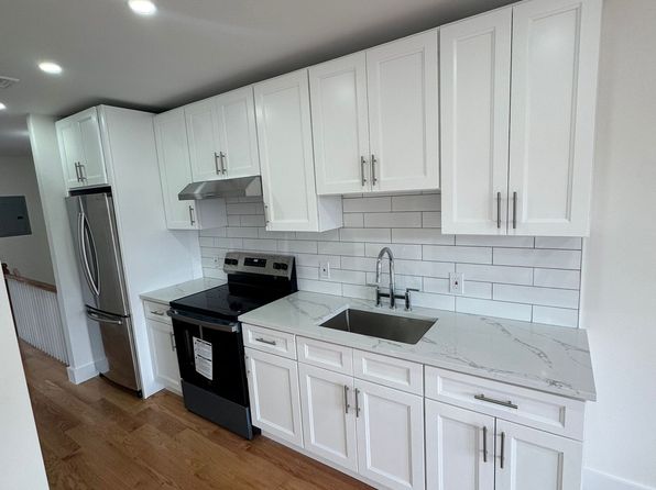 1950 Tomlinson Ave #2